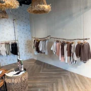 Luxurious Shopping by Laetitia kiest voor Rivedil Novera in nieuwe Little Lean corner
